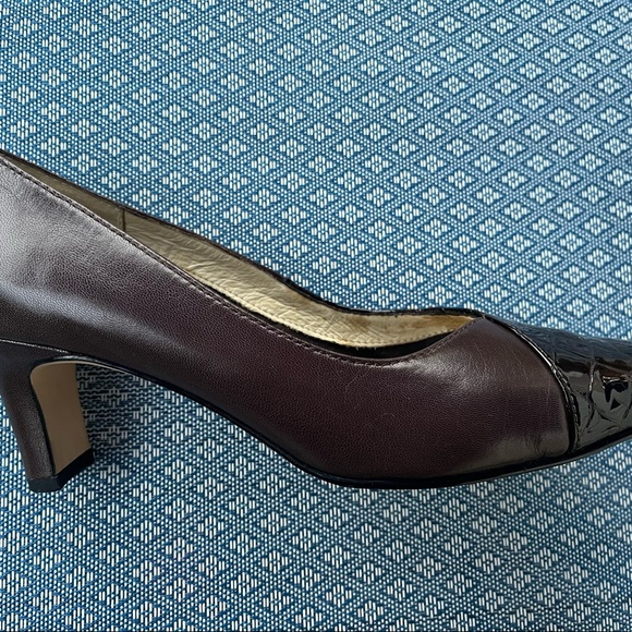 Ros Homerson leather pumps, size 7.5 (like new, still in original packaging) - Picture 2 of 6